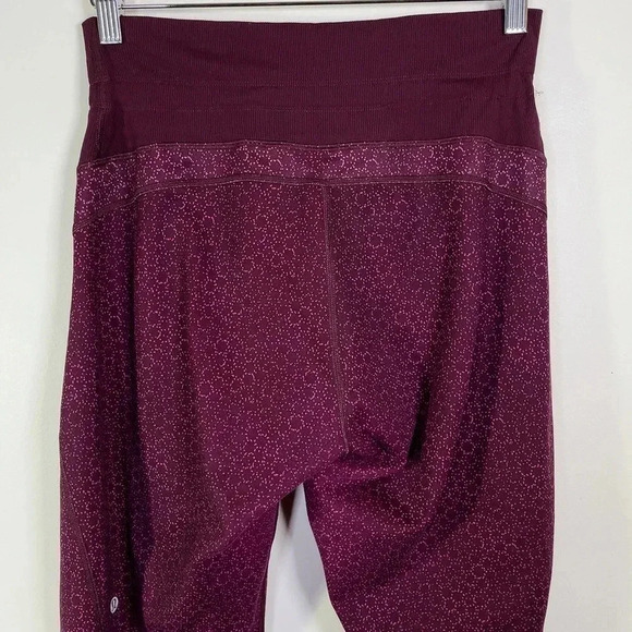 LULULEMON | SHAKE IT OUT  CROP IN STAR PIXEL RASBERRY - Picture 11 of 14